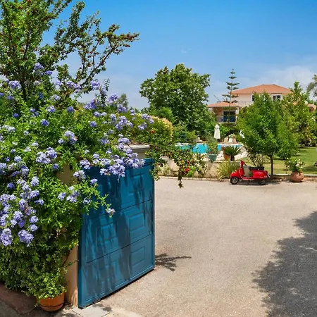 Lefkas Blue דירה